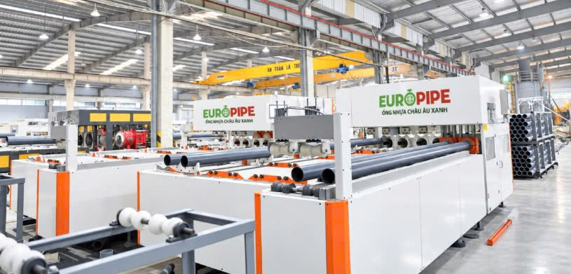 Bên trong nhà máy EUROPIPE: Nơi châm ngòi cho cuộc bùng nổ robot của AMACCAO 