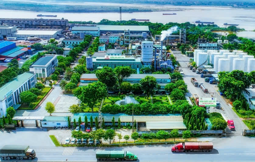 lap-to-cong-tac-di-doi-loat-nha-may-co-nguy-co-o-nhiem-ra-khoi-viet-tri-2